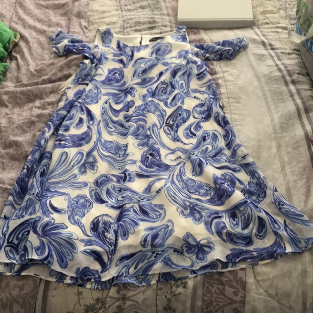 White dress with blue prints